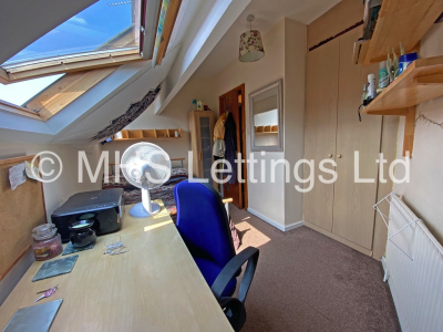 Thumbnail photo of 4 Bedroom End Terraced House in 2 Thornville Row, Leeds, LS6 1JN