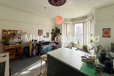 Thumbnail photo of 2 Bedroom Flat in 43b Regent Park Terrace, Leeds, LS6 2AX