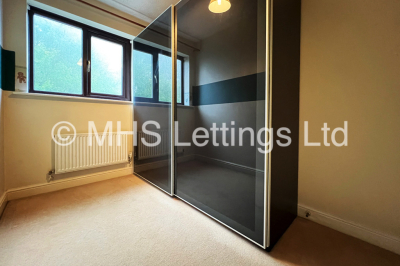 Thumbnail photo of 4 Bedroom Detached House in 1 Kings Approach, Bramley, Leeds, LS13 2DX