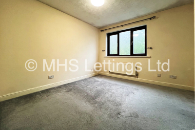 Thumbnail photo of 4 Bedroom Detached House in 1 Kings Approach, Bramley, Leeds, LS13 2DX