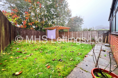Thumbnail photo of 4 Bedroom Detached House in 1 Kings Approach, Bramley, Leeds, LS13 2DX