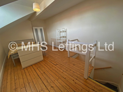 Thumbnail photo of 3 Bedroom Mid Terraced House in 5 Stanmore View, Leeds, LS4 2RW