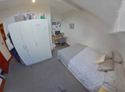 Thumbnail photo of 6 Bedroom Mid Terraced House in 76 Queens Road, Leeds, LS6 1HU