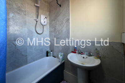 Thumbnail photo of 8 Bedroom Mid Terraced House in 237 Hyde Park Road, Leeds, LS6 1AG