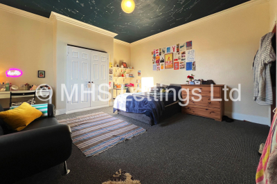 Thumbnail photo of 8 Bedroom Mid Terraced House in 37 Regent Park Terrace, Leeds, LS6 2AX