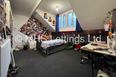 Thumbnail photo of 6 Bedroom Mid Terraced House in 21 Brudenell View, Leeds, LS6 1HG