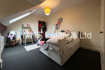 Thumbnail photo of 7 Bedroom Mid Terraced House in 29 Regent Park Terrace, Leeds, LS6 2AX