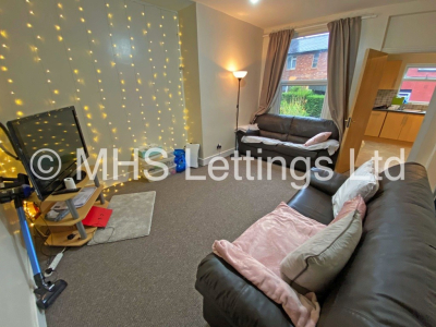 Thumbnail photo of 5 Bedroom Mid Terraced House in 20 Mayville Terrace, Leeds, LS6 1NB