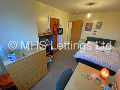 Thumbnail photo of 5 Bedroom Mid Terraced House in 20 Mayville Terrace, Leeds, LS6 1NB