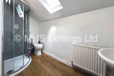 Thumbnail photo of 5 Bedroom Mid Terraced House in 181 Cardigan Road, Leeds, LS6 1QL