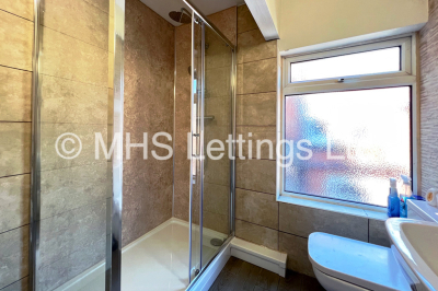 Thumbnail photo of 5 Bedroom Mid Terraced House in 181 Cardigan Road, Leeds, LS6 1QL
