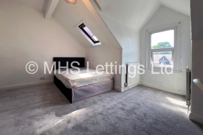 Thumbnail photo of 5 Bedroom Mid Terraced House in 181 Cardigan Road, Leeds, LS6 1QL