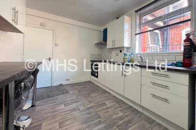 Thumbnail photo of 5 Bedroom Mid Terraced House in 181 Cardigan Road, Leeds, LS6 1QL