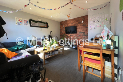Thumbnail photo of 4 Bedroom End Terraced House in 21 Granby Terrace, Leeds, LS6 3BB