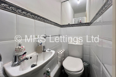 Thumbnail photo of 1 Bedroom Shared House in Room 6, 16 Hanover Square, Leeds, LS3 1AP