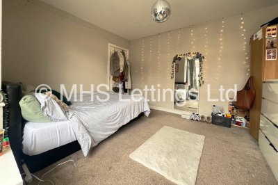 Thumbnail photo of 6 Bedroom Semi-Detached House in 5 Newport View, Leeds, LS6 3BX