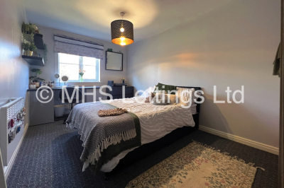 Thumbnail photo of 4 Bedroom Apartment in 20 Abbots Mews, Leeds, LS4 2AB