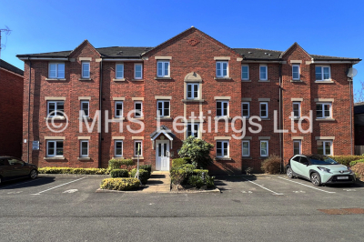 Thumbnail photo of 4 Bedroom Apartment in 20 Abbots Mews, Leeds, LS4 2AB