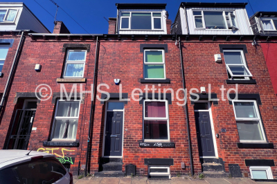 Thumbnail photo of 4 Bedroom Mid Terraced House in 78 Royal Park Road, Leeds, LS6 1JJ