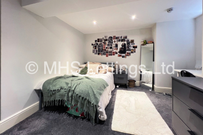 Thumbnail photo of 6 Bedroom Mid Terraced House in 16 Burchett Terrace, Leeds, LS6 2LR