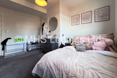 Thumbnail photo of 6 Bedroom Mid Terraced House in 16 Burchett Terrace, Leeds, LS6 2LR