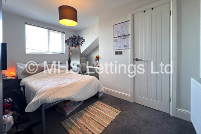Thumbnail photo of 6 Bedroom Mid Terraced House in 16 Burchett Terrace, Leeds, LS6 2LR