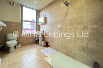 Thumbnail photo of 5 Bedroom Mid Terraced House in 30 Bennett Road, Leeds, LS6 3HN