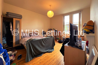 Thumbnail photo of 5 Bedroom Mid Terraced House in 30 Bennett Road, Leeds, LS6 3HN