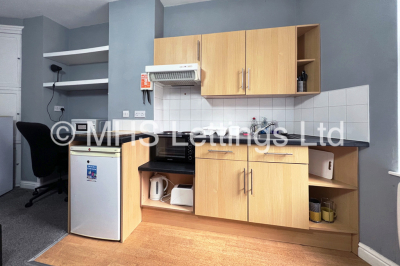 Thumbnail photo of 1 Bedroom Studio in Room 2, 30 Hyde Park Terrace, Leeds, LS6 1BJ