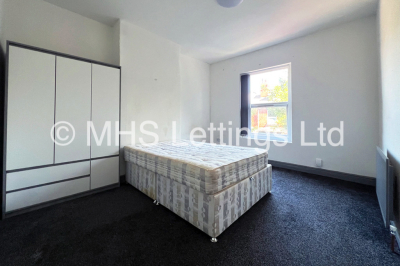 Thumbnail photo of 2 Bedroom Mid Terraced House in 22 Hartlech Crescent, Beeston, LS11 7DZ