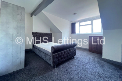 Thumbnail photo of 2 Bedroom Mid Terraced House in 22 Hartlech Crescent, Beeston, LS11 7DZ