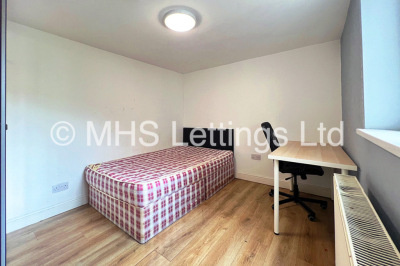 Thumbnail photo of 5 Bedroom Flat in 61A Cardigan Road, Leeds, LS6 1EB