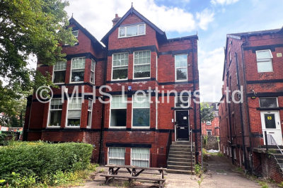 Thumbnail photo of 5 Bedroom Flat in 61A Cardigan Road, Leeds, LS6 1EB