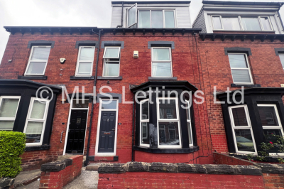 Thumbnail photo of 4 Bedroom Mid Terraced House in 5 Norwood Terrace, Leeds, LS6 1EA