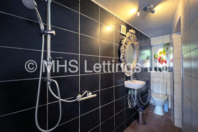 Thumbnail photo of 1 Bedroom Apartment in 83a Victoria Road, Leeds, LS6 1DR