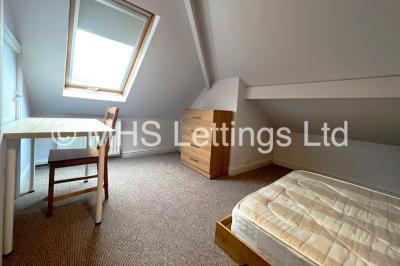 Thumbnail photo of 5 Bedroom Semi-Detached House in 3 Church Wood Avenue, Leeds, LS16 5LF