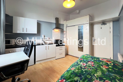 Thumbnail photo of 1 Bedroom Apartment in Ground Floor Rear Flat 2 Manor Terrace, Leeds, LS6 1BU