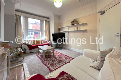 Thumbnail photo of 4 Bedroom Mid Terraced House in 6 Burchett Grove, Leeds, LS6 2JA