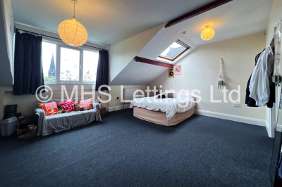 Thumbnail photo of 8 Bedroom Mid Terraced House in 7 Regent Park Terrace, Leeds, LS6 2AX