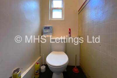 Thumbnail photo of 7 Bedroom End Terraced House in 44 Headingley Lane, Leeds, LS6 2EB