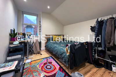 Thumbnail photo of 5 Bedroom Semi-Detached House in 5 St. Michaels Terrace, Leeds, LS6 3BQ