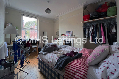 Thumbnail photo of 5 Bedroom Semi-Detached House in 5 St. Michaels Terrace, Leeds, LS6 3BQ