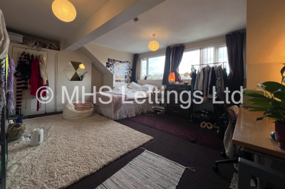 Thumbnail photo of 7 Bedroom Mid Terraced House in 14 Brudenell Avenue, Leeds, LS6 1HD