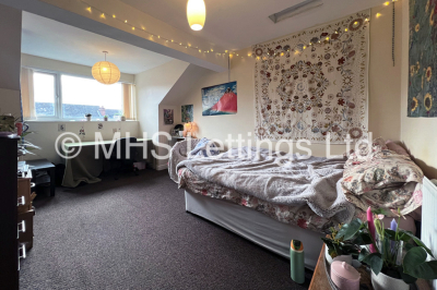 Thumbnail photo of 7 Bedroom Mid Terraced House in 14 Brudenell Avenue, Leeds, LS6 1HD