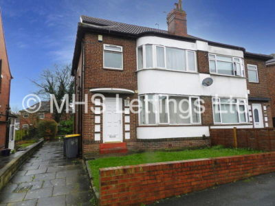 Thumbnail photo of 6 Bedroom Mid Terraced House in 9 Ash Gardens, Leeds, LS6 3LD