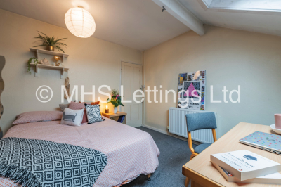 Thumbnail photo of 4 Bedroom Mid Terraced House in 55 Thornville Road, Leeds, LS6 1JY