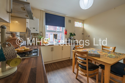 Thumbnail photo of 4 Bedroom Mid Terraced House in 55 Thornville Road, Leeds, LS6 1JY