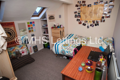 Thumbnail photo of 3 Bedroom Mid Terraced House in 4 Carberry Place, Leeds, LS6 1QJ