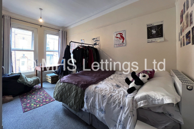 Thumbnail photo of 7 Bedroom Mid Terraced House in 24 Regent Park Terrace, Leeds, LS6 2AX