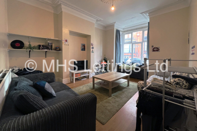 Thumbnail photo of 7 Bedroom Mid Terraced House in 24 Regent Park Terrace, Leeds, LS6 2AX